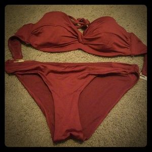 Red bikini set